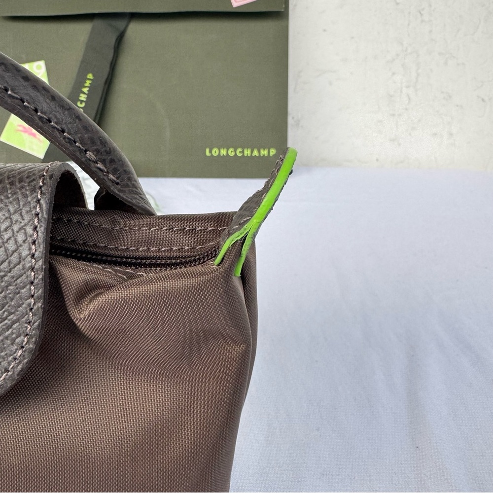 NWOT LONGCHAMP Le Pliage Green Pouch with Handle - Picture 7 of 16